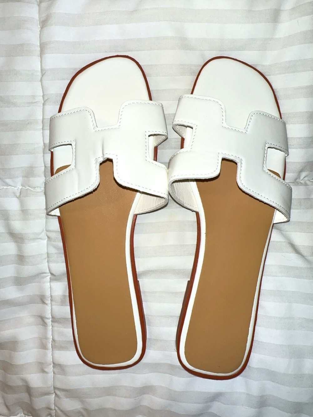 Women's White Slip-On Slide Sandals — Casual Summer Comfort